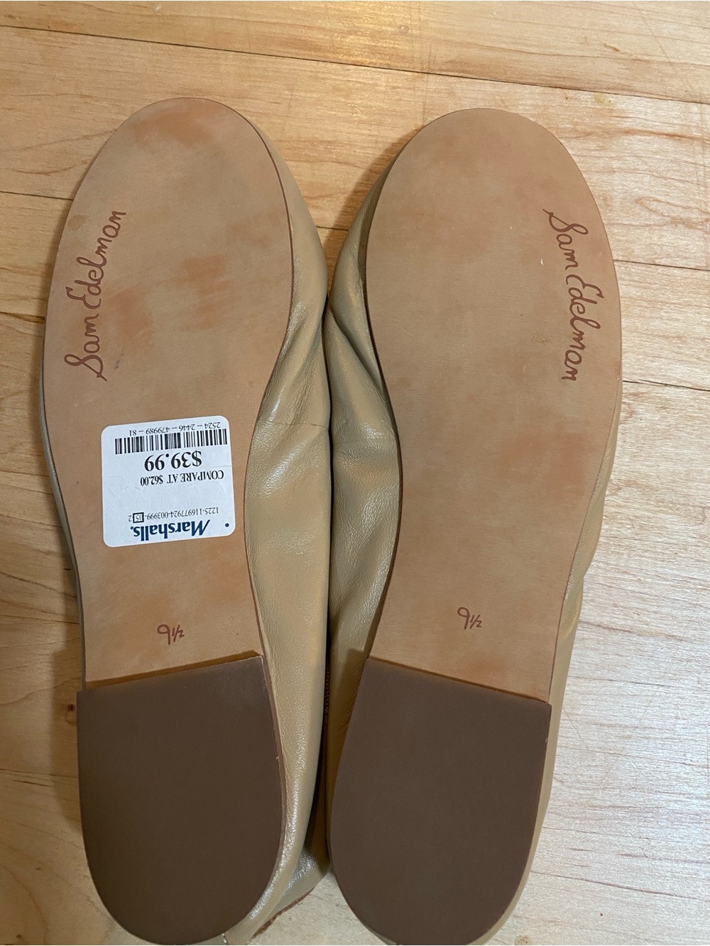 NEW Sam Edelman Tan Leather Ballet Flats Size 9.5 Logo Charms - Picture 3 of 8